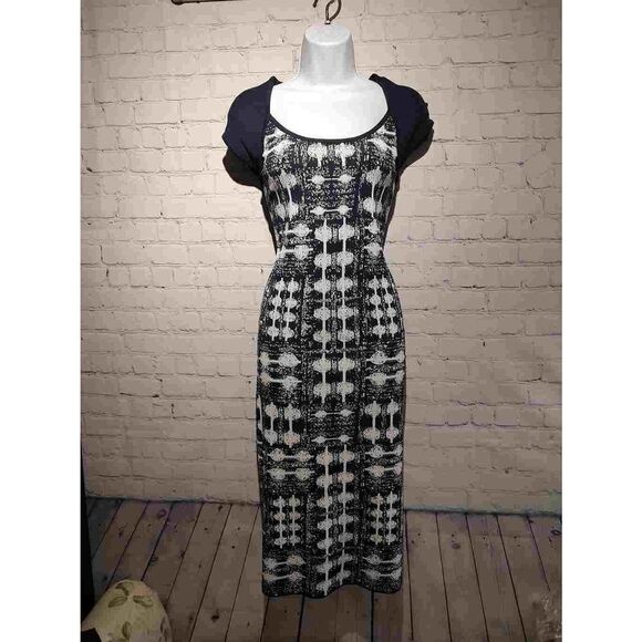 Carmen Marc Valvo designer open back dress medium - Picture 1 of 3